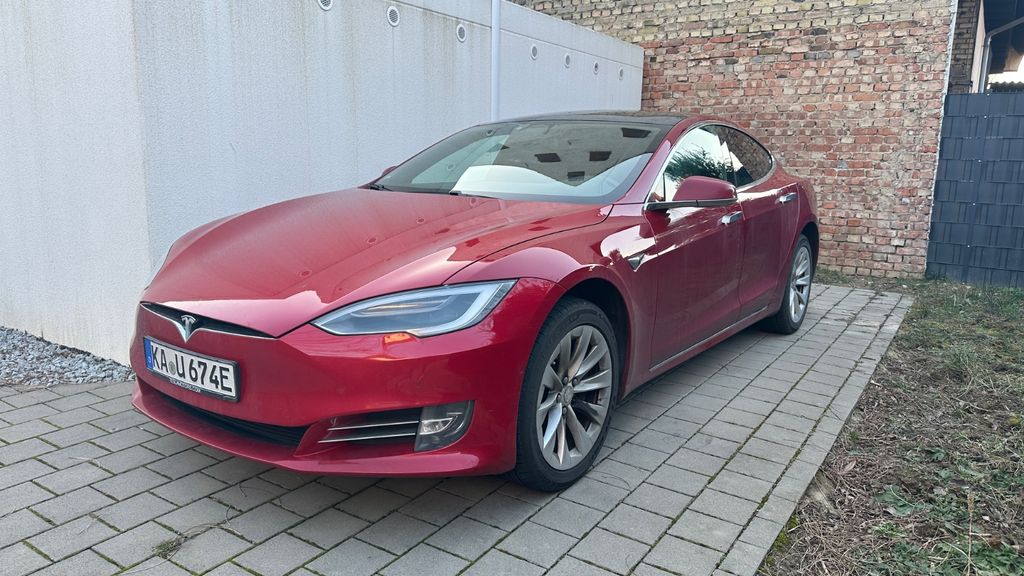 Tesla Model S 195.000 km 20.500 &euro; Stutensee 76297
