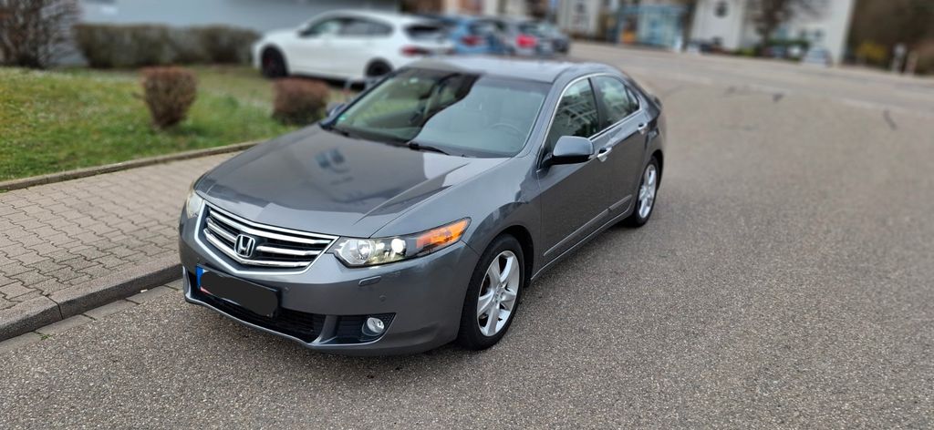 Honda Accord 222.000 km 6.500 &euro; Pforzheim 75172