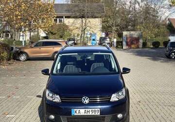 VW Touran 187.000 km 7.699 &euro; Karlsruhe 76189