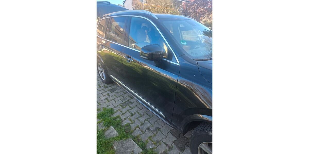 Volvo XC90 174.000 km 24.650 &euro; Remchingen 75196