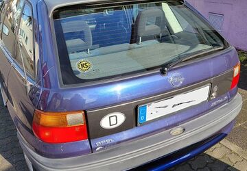 Opel Astra 66.000 km 2.595 &euro; Karlsruhe 76199