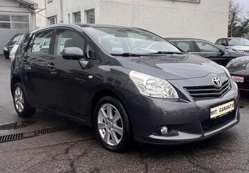 Toyota Verso 120.205 km 9.650 &euro; Pforzheim 75179