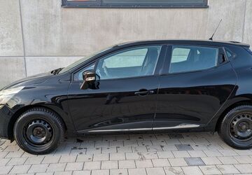 Renault Clio 122.000 km 7.900 &euro; Bad Teinach 75385