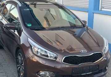 Kia ceed Sportswagon 129.000 km 7.780 &euro; pforzheim 75181