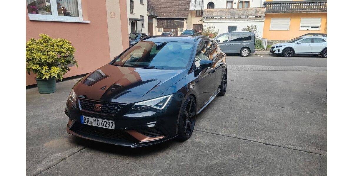 Seat Leon 99.000 km 26.750 &euro; Bruchsal 76646