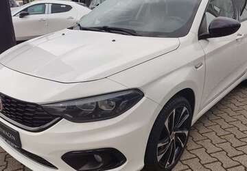 Fiat Tipo 78.000 km 10.490 &euro; Vaihingen 71665