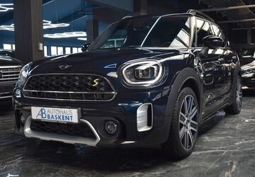 Mini Countryman SE (Cooper) 16.900 km 27.980 &euro; Sindelfingen-Darmsheim 71069