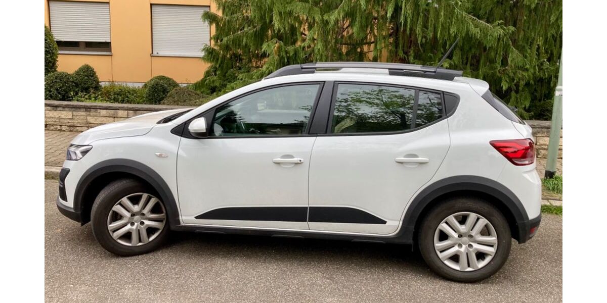 Dacia Sandero 34.000 km 14.480 &euro; Pforzheim 75173