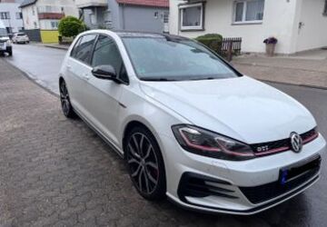 VW Golf 76.000 km 19.400 &euro; Bruchsal 76646