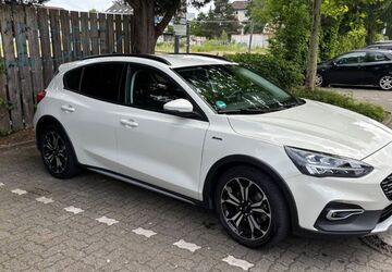 Ford Focus 51.000 km 13.000 &euro; Karlsruhe 76189