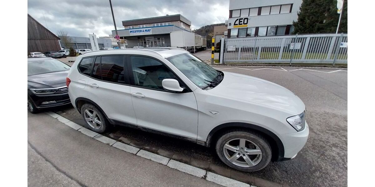 BMW X3 170.000 km 6.800 &euro; Renningen 71272