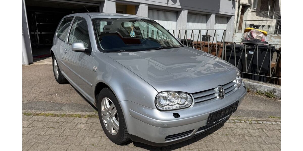 VW Golf 170.000 km 1.999 &euro; Pforzheim 75177