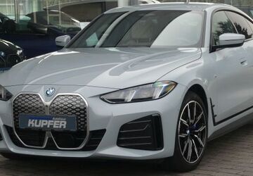 BMW i4 15.670 km 47.900 &euro; Vaihingen / Enz 71665