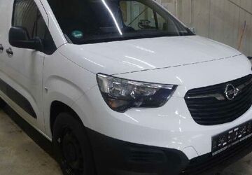Opel Combo 133.000 km 10.999 &euro; Ditzingen 71254