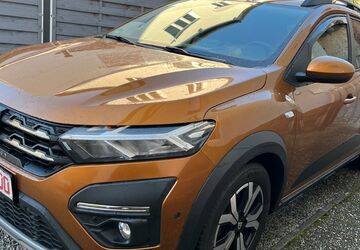 Dacia Sandero 77.000 km 11.990 &euro; Pfinztal 76327