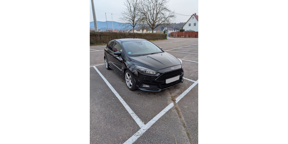 Ford Focus 113.000 km 15.600 &euro; Gaggenau 76571