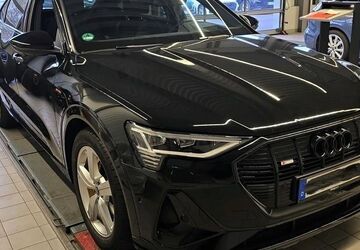 Audi e-tron 47.182 km 39.900 &euro; Ettlingen 76275