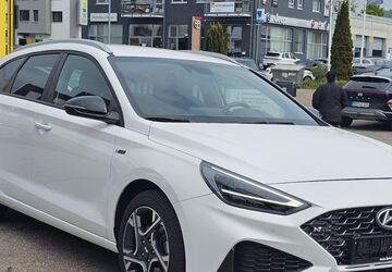 Hyundai i30 17.866 km 21.700 &euro; Leonberg 71229