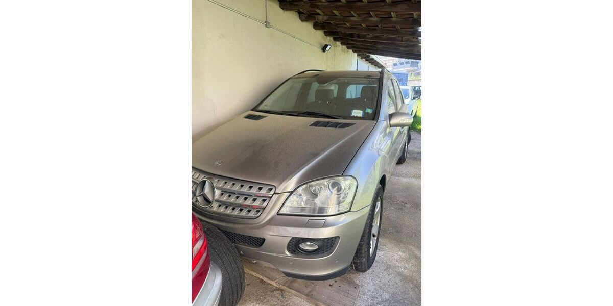 Mercedes-Benz ML 320 238.444 km 7.900 &euro; Birkenfelf 75217