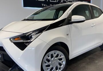Toyota Aygo (X) 58.560 km 10.450 &euro; Bretten 75015