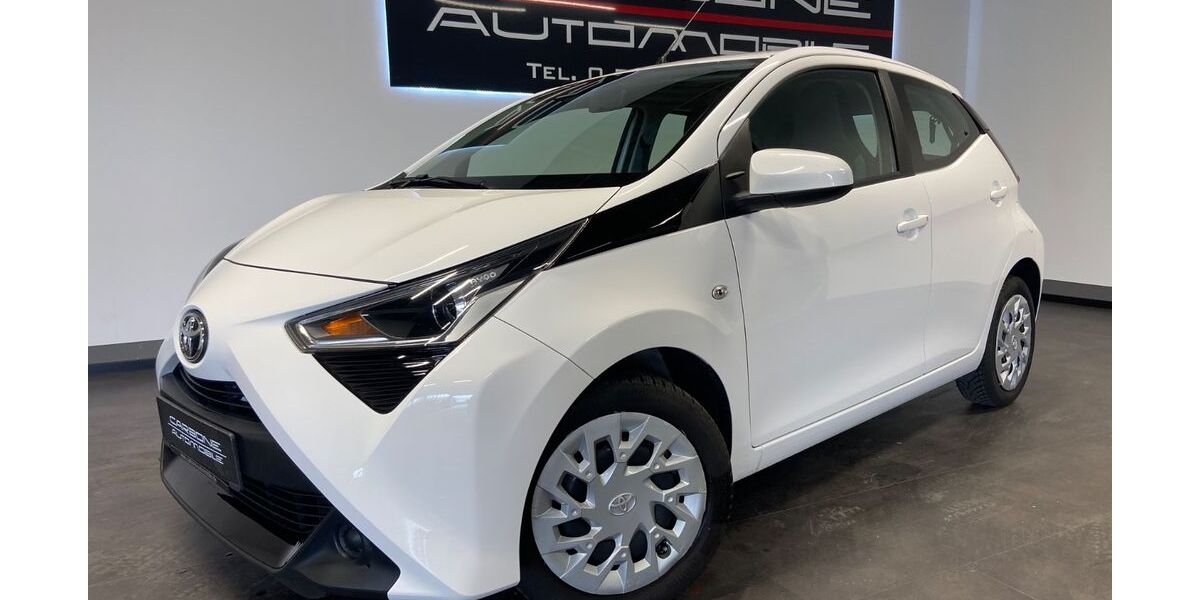 Toyota Aygo (X) 58.560 km 10.450 &euro; Bretten 75015