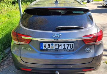 Hyundai i40 86.708 km 11.200 &euro; Karlsruhe 76227