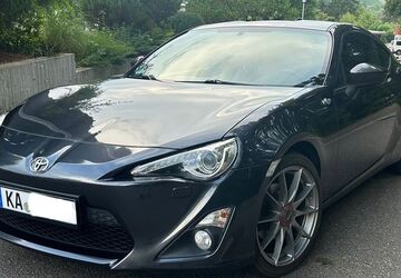 Toyota GT86 144.444 km 22.499 &euro; Karlsruhe 76229