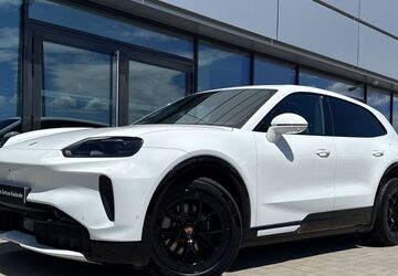 Porsche Cayenne 9.900 km 125.639 &euro; Ettlingen 76275