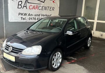 VW Golf 124.000 km 3.999 &euro; Pforzheim 75177