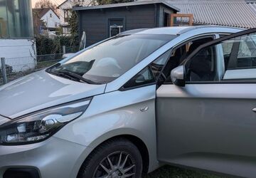 Kia Carens 122.000 km 10.499 &euro; Remchingen 75196