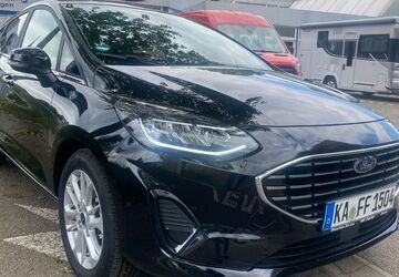 Ford Fiesta 15.800 km 14.990 &euro; Bretten 75015