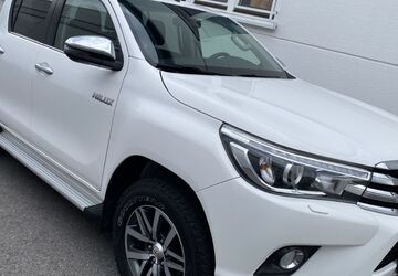 Toyota Hilux 149.000 km 31.900 &euro; Calw 75365