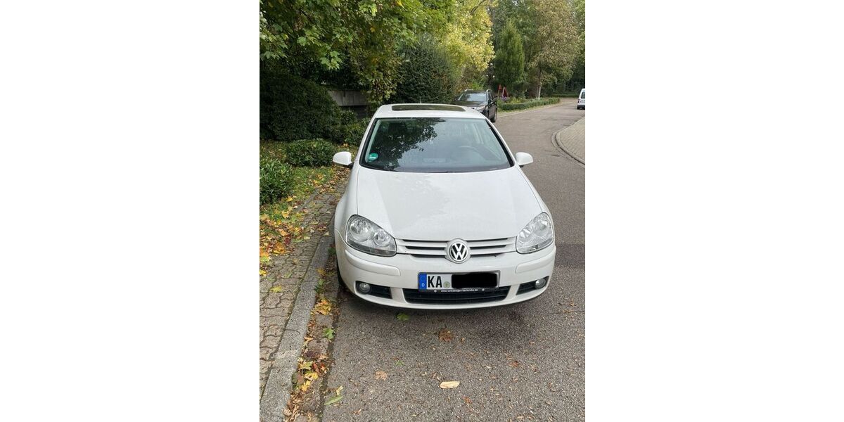 VW Golf 198.000 km 3.700 &euro; Karlsruhe 76229