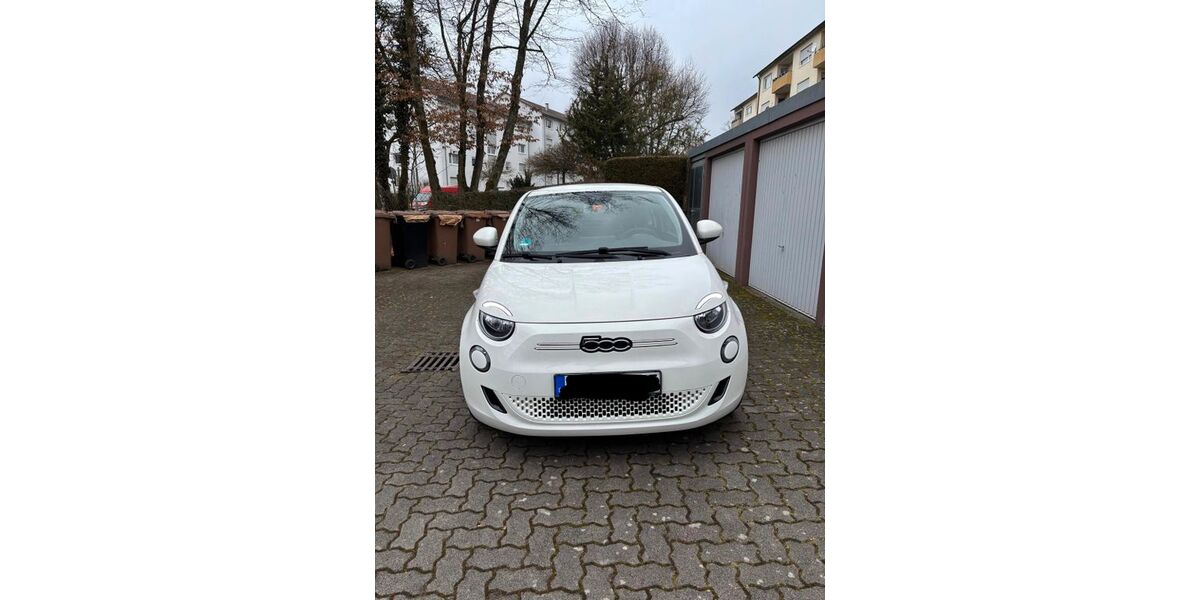Fiat 500e 49.000 km 15.290 &euro; Calw 75365