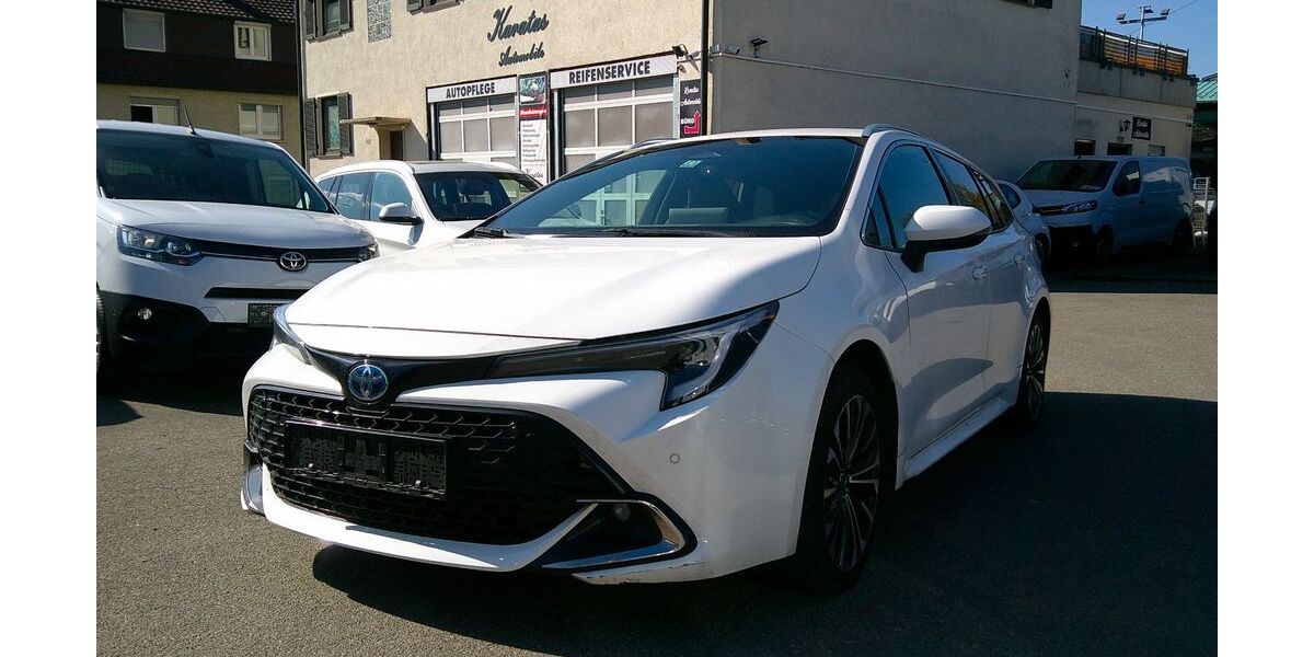 Toyota Corolla 78.000 km 23.960 &euro; Sindelfingen 71065