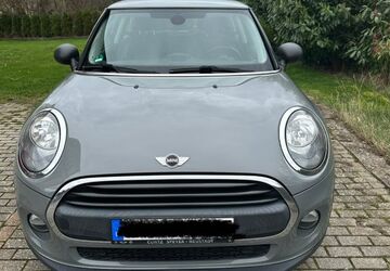 Mini ONE 73.387 km 9.850 &euro; Gondelsheim 75053