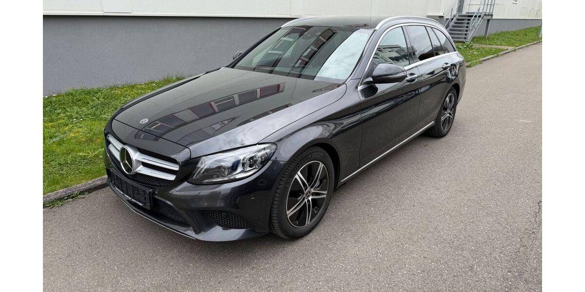 Mercedes-Benz C 300 90.000 km 24.800 &euro; Sindelfingen 71069