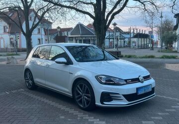 VW Golf 77.600 km 21.700 &euro; Karlsruhe 76227