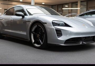 Porsche Taycan 10.485 km 89.650 &euro; Kraichtal 76703