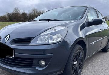 Renault Clio 139.231 km 2.299 &euro; Pforzheim 75175