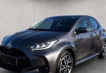 Toyota Yaris 50.000 km 14.990 &euro; Karlsruhe 76227