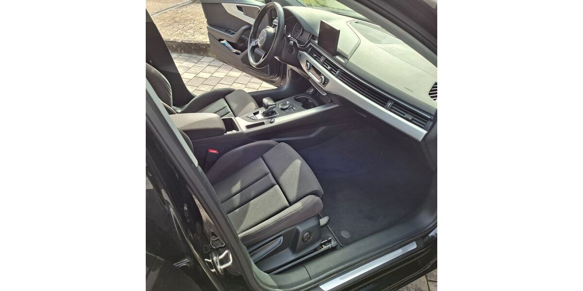 Audi A4 129.500 km 19.000 &euro; Neulingen 75245