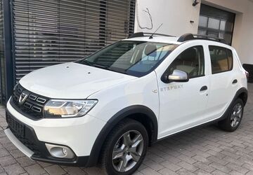 Dacia Sandero 136.000 km 8.500 &euro; Bruchsal-Heidelsheim 76646