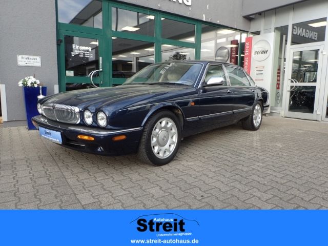 Jaguar Daimler 139.950 km 22.880 &euro; Karlsruhe 76185