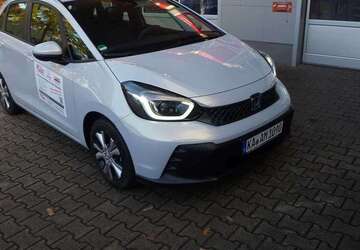 Honda Jazz 2.511 km 24.940 &euro; Ettlingen-Bruchhausen 76275