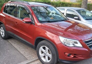 VW Tiguan 174.500 km 7.450 &euro; Karlsruhe 76199