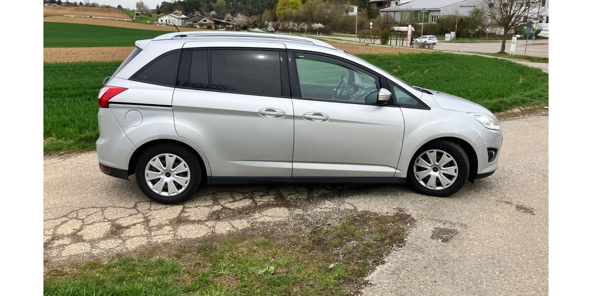 Ford Grand C-Max 156.000 km 6.900 &euro; Weissach 71287