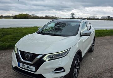 Nissan Qashqai 92.600 km 14.690 &euro; Bruchsal 76646