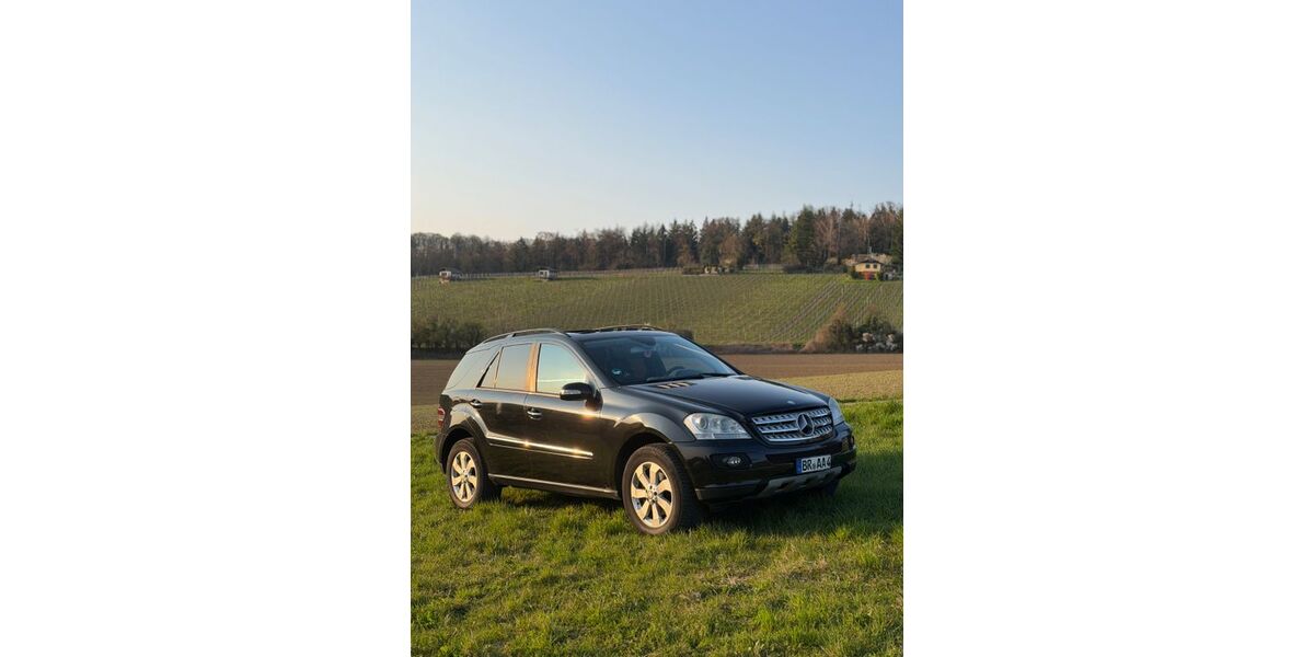 Mercedes-Benz ML 320 323.000 km 6.999 &euro; Bruchsal 76646