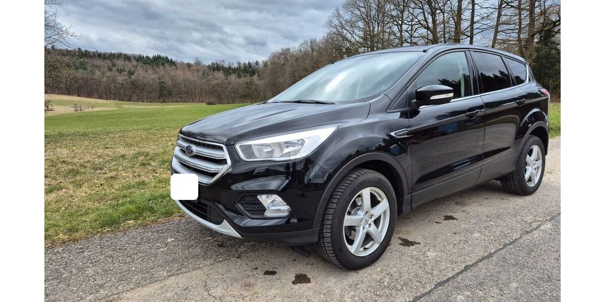 Ford Kuga 72.000 km 11.000 &euro; Illingen 75428